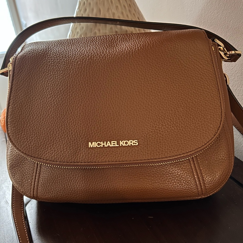 Michael Kors Tan Saddle bag